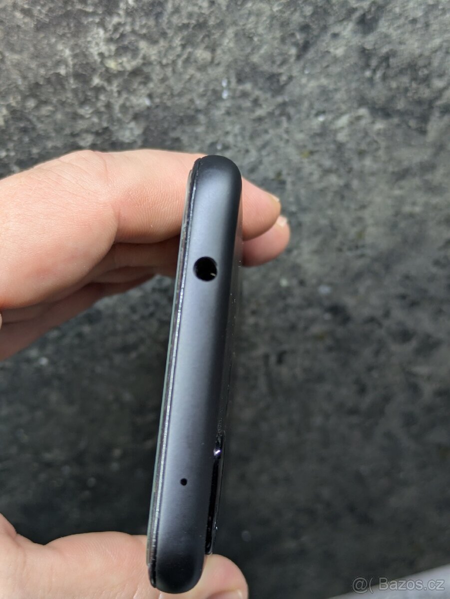 Google pixel 4a NOVÁ baterie a konektor