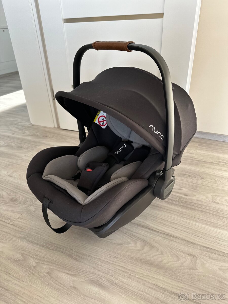 Nuna arra next 2024 caviar + isofix