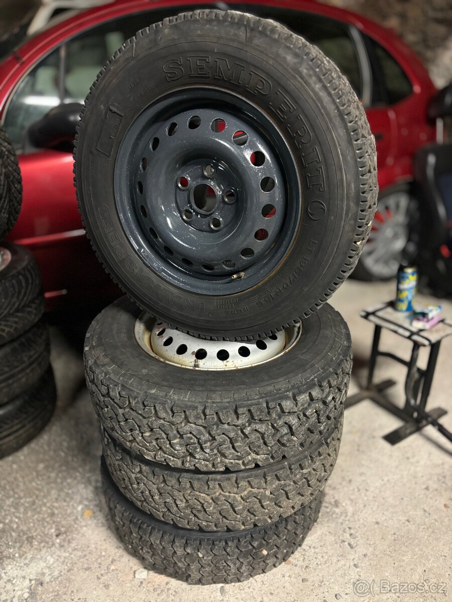 Offroad pneu + disky 195/70 R15 C 5x112