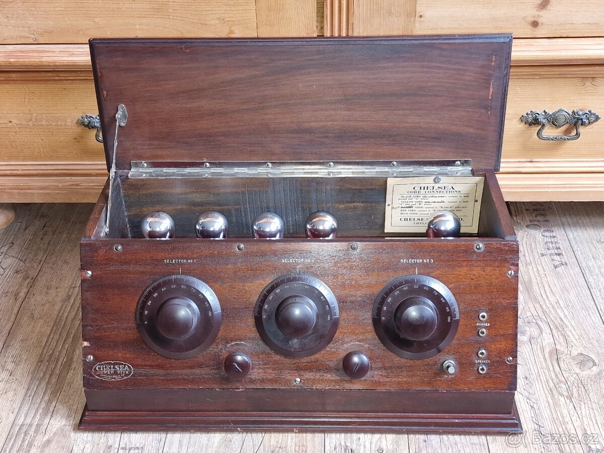 Starožitné rádio Chelsea Super-Five 5, USA, 1925