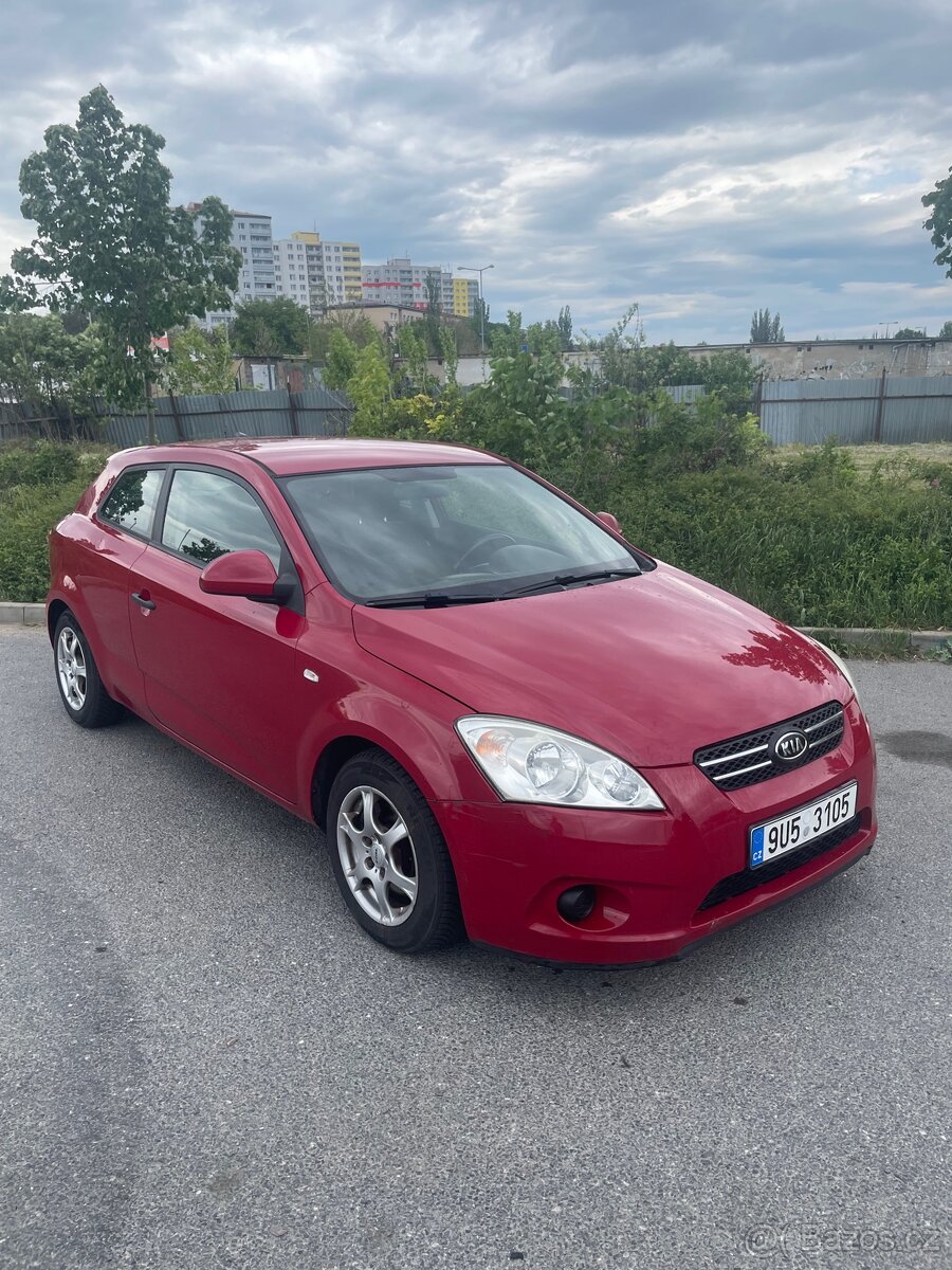 Kia Ceed 1,4i /klima/