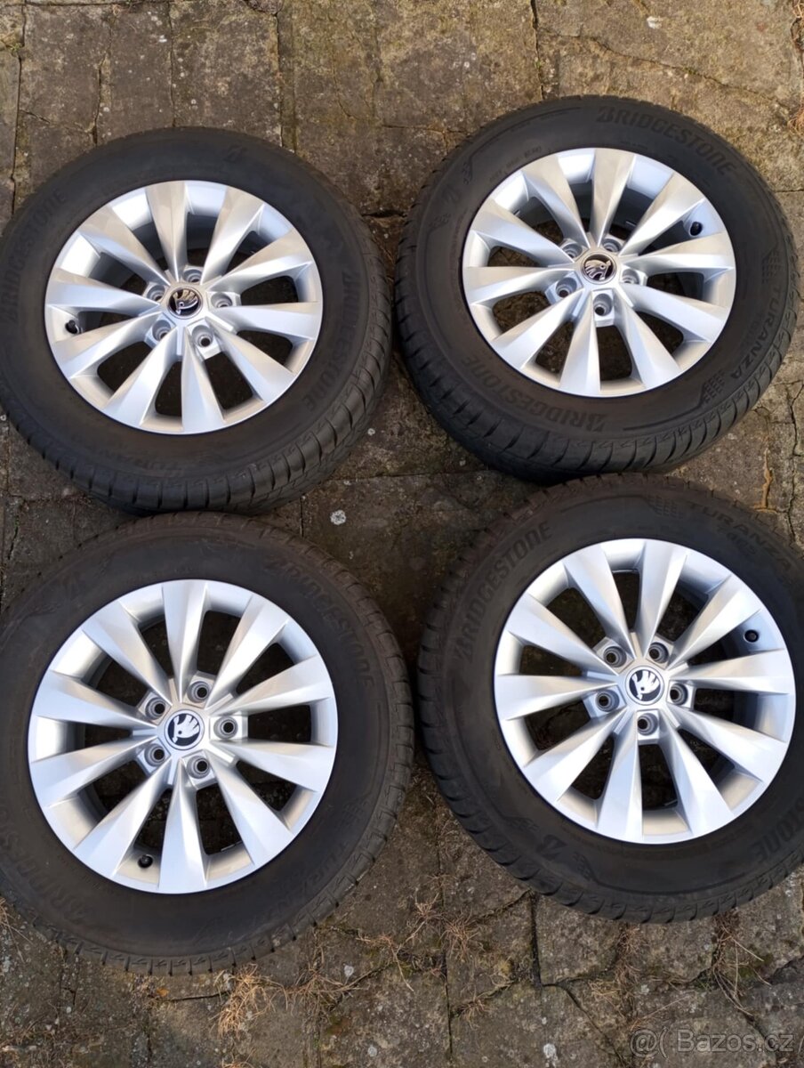 Sada alu kol Škoda 5x112, ET 43,  vč. pneu . 215/60 R 16