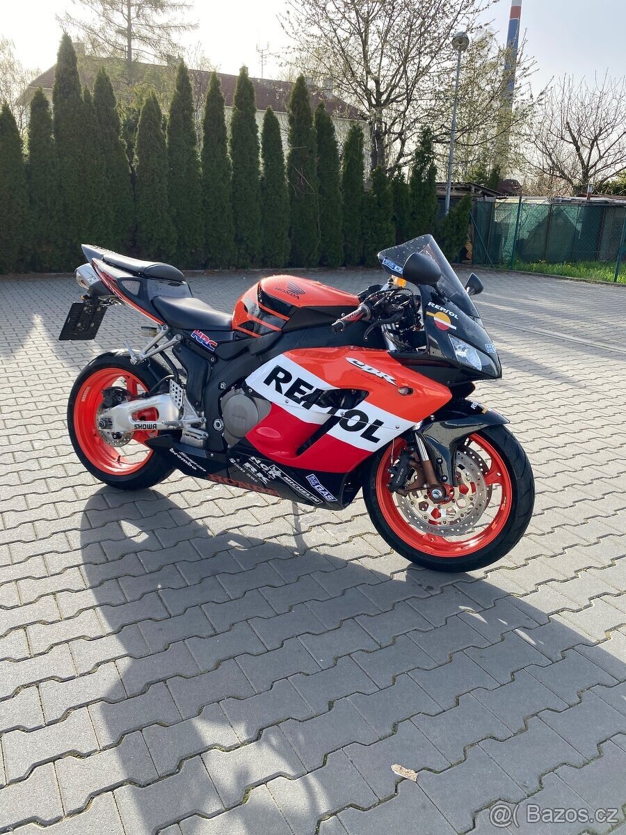 Honda CBR1000RR Fireblade Repsol