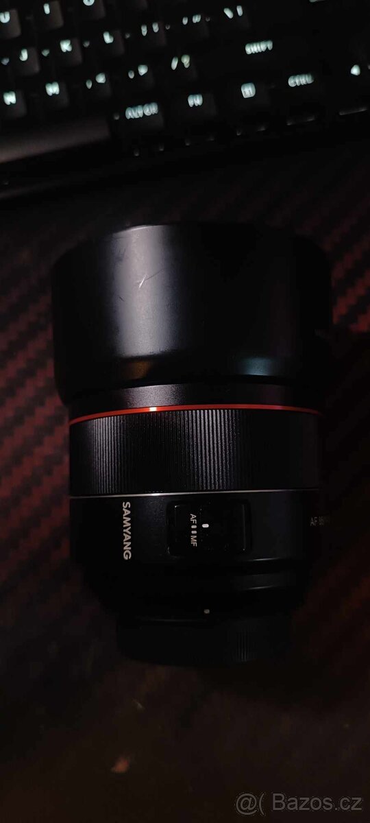 Samyang 85mm AF f/1.4 Canon EF