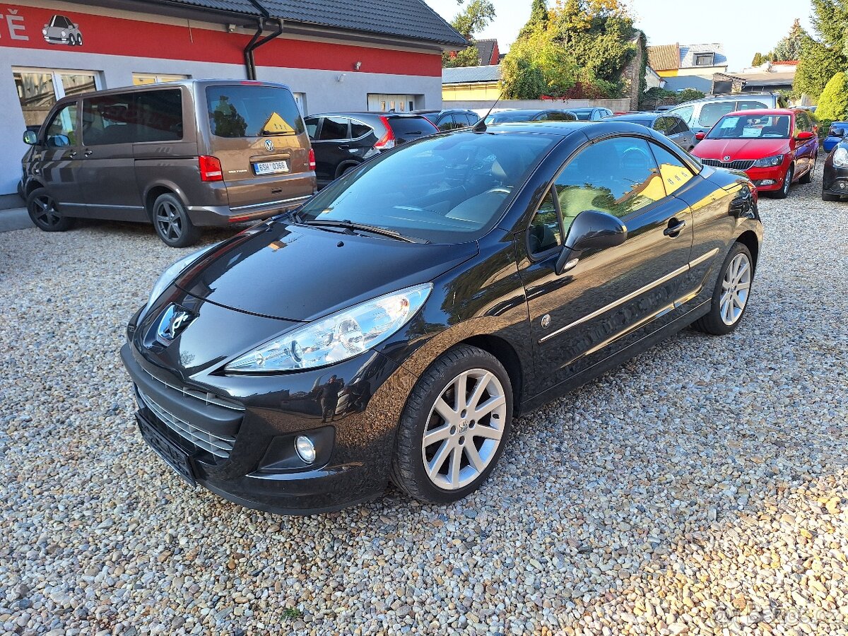 Peugeot 207 1.6 HDi 82KW CC Roland Garros, S.Kniha