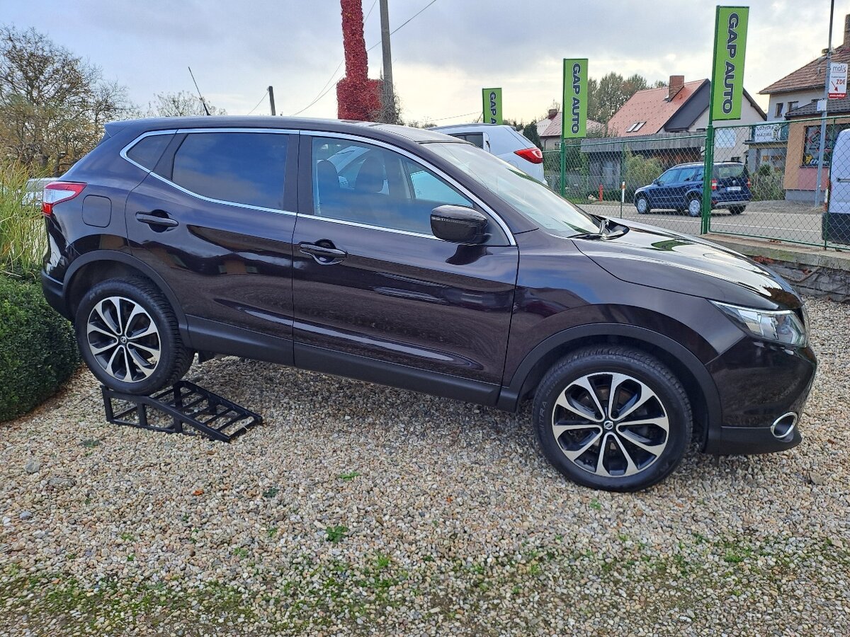 Nissan Qashqai 1.2 DIG-T 85kW ČR 1.MAJ