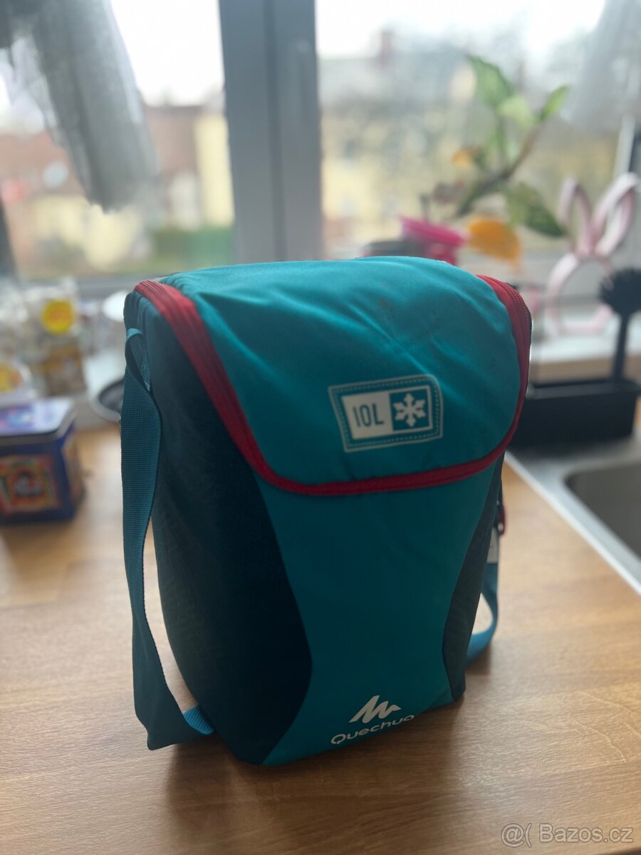 QUECHUA Skladný chladicí box 10 l