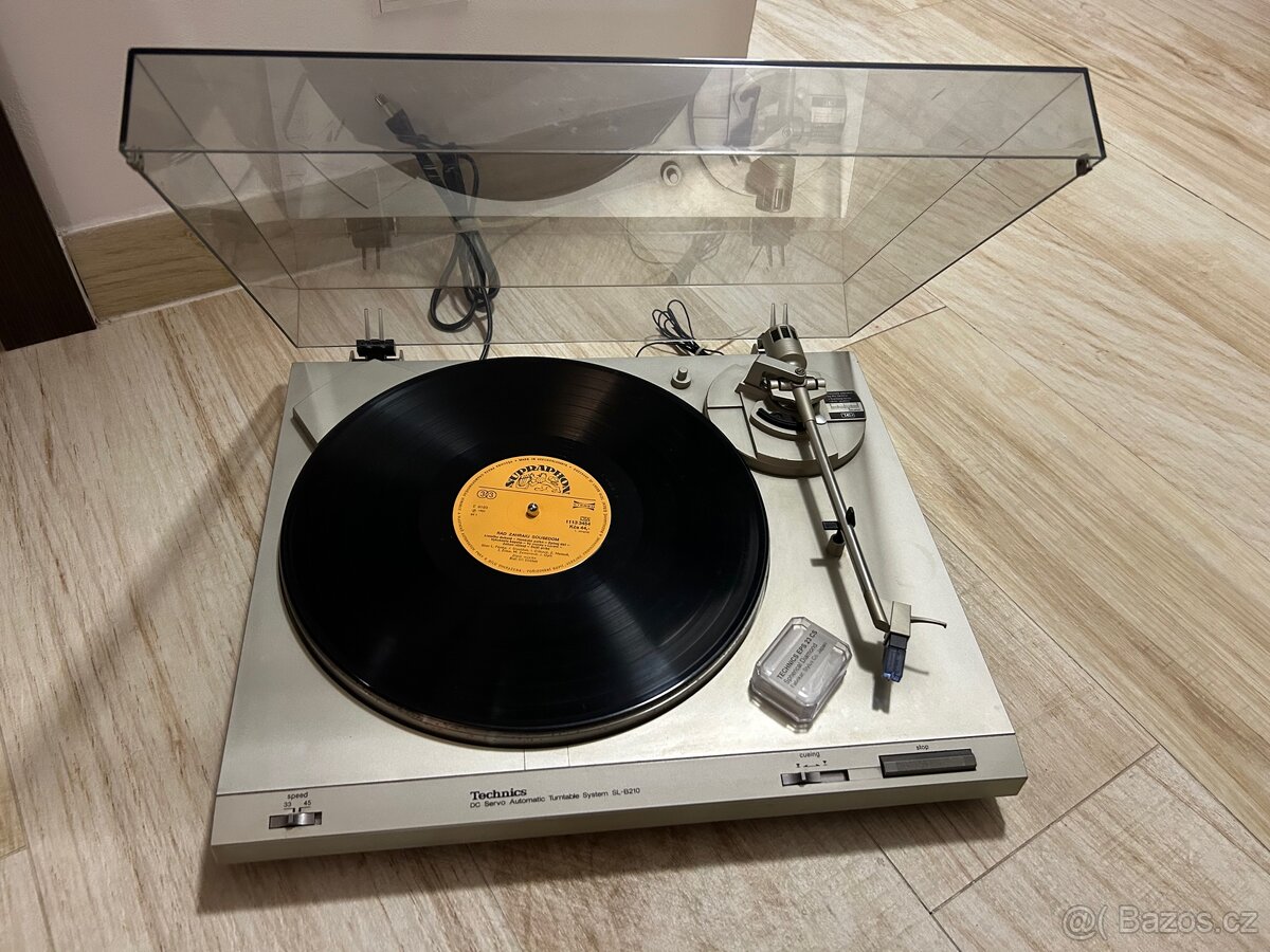 Gramofon Technics SL-B210 DC Servo Automatic Turntable