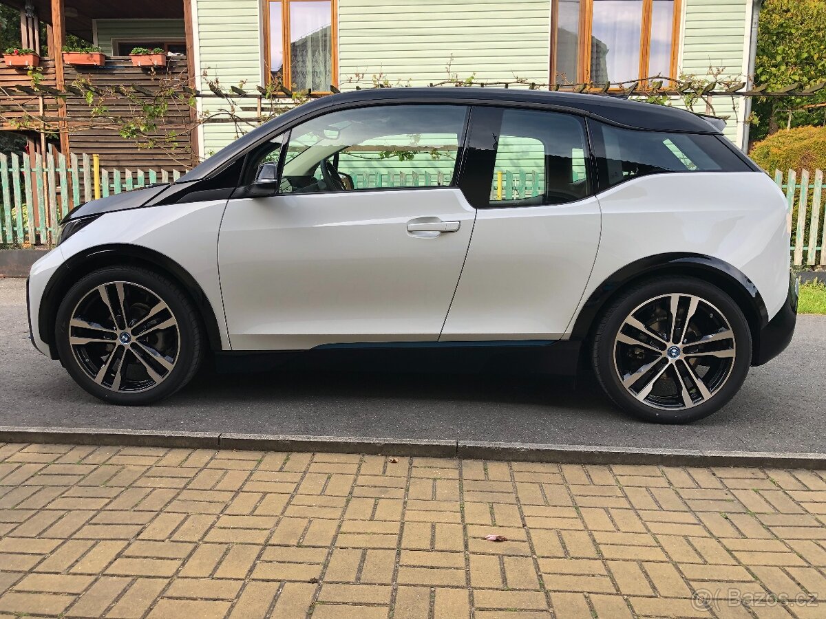 BMW i3S,120A,10/2021,33 000KM,LED,TEPELNÉ ČERP