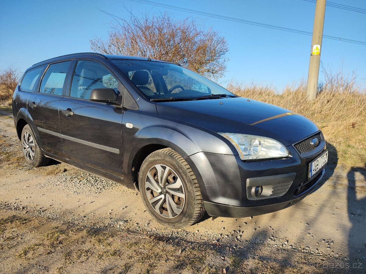 Ford Focus 1.6 16V combi benzín 74kW