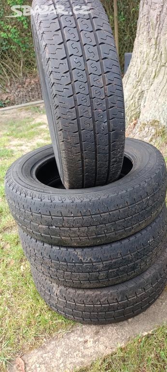 Prodám 4x letní zátěžové 205/65R16 C Matador