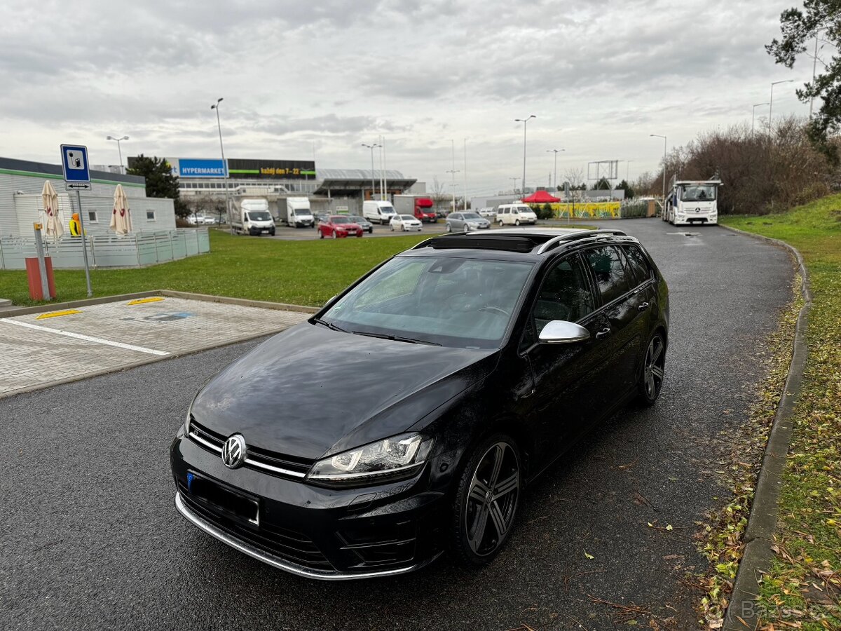 Volkswagen Golf 7 R 2.0 TSI 221kw, DSG, 2016, Výbava