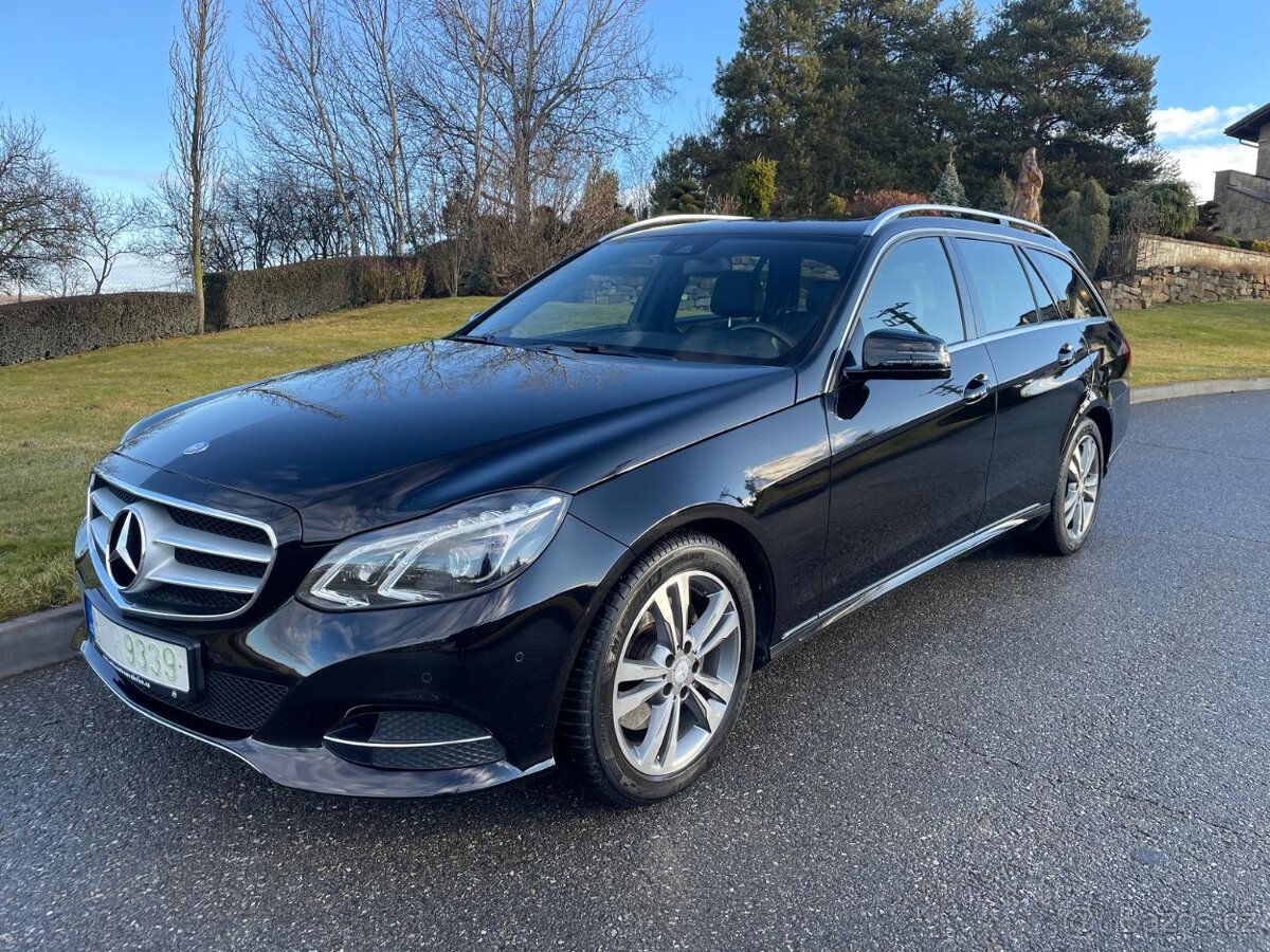 MERCEDES-BENZ Třídy E 250 BLUETEC 4MATIC 150KW TOP STAV