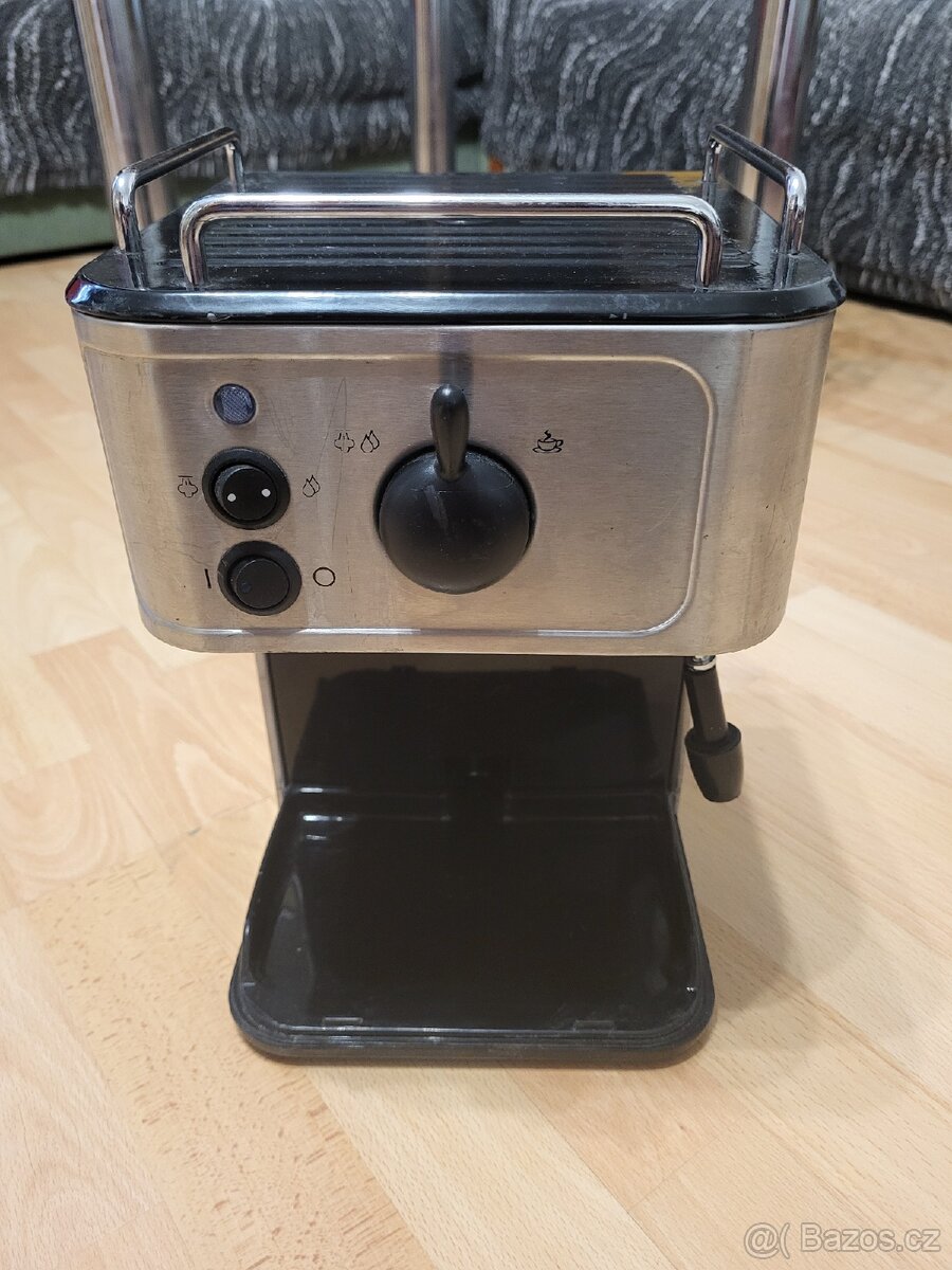 Russell Hobbs 18623 kávovar