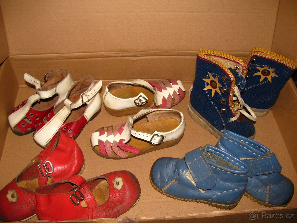 staré retro dětské boty, celý pytel - z Čssr
