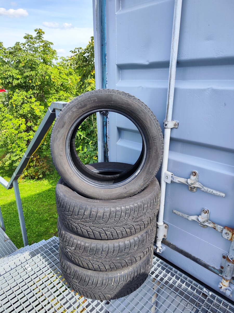 205/55R16 Zimní pneu Nokian