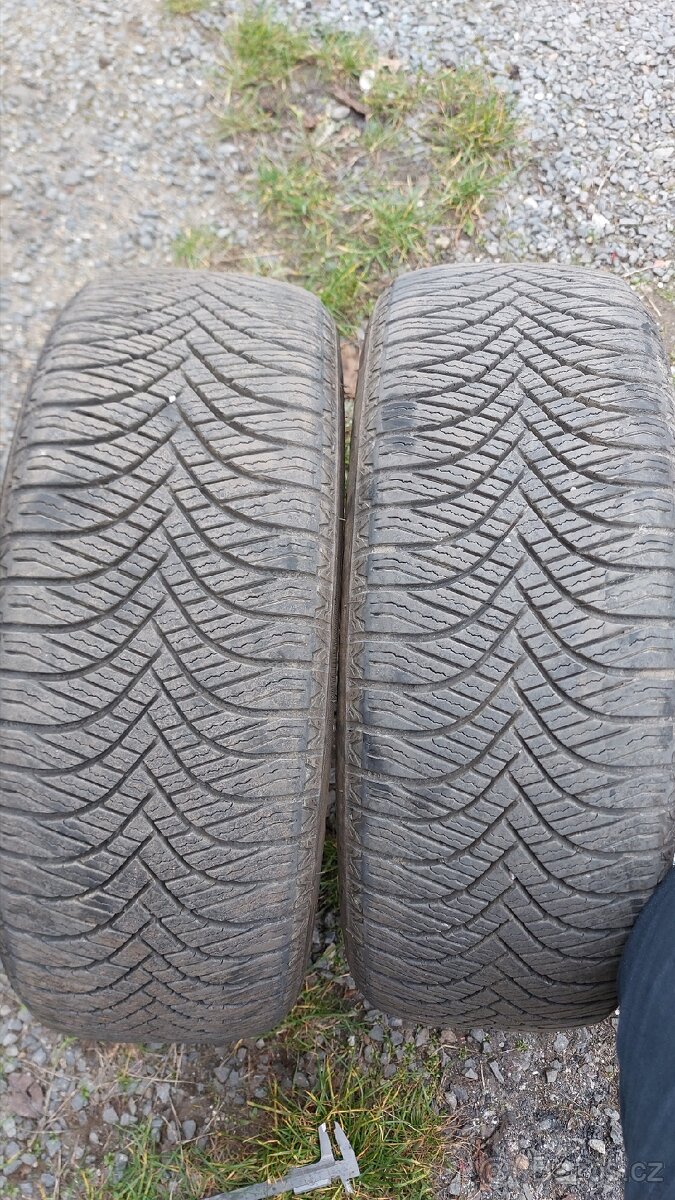 205/50r17 zimni