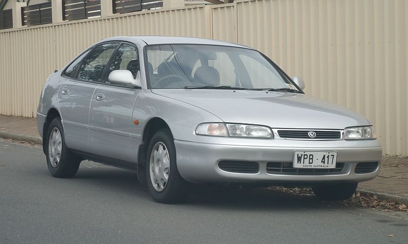 čelní sklo Mazda 626