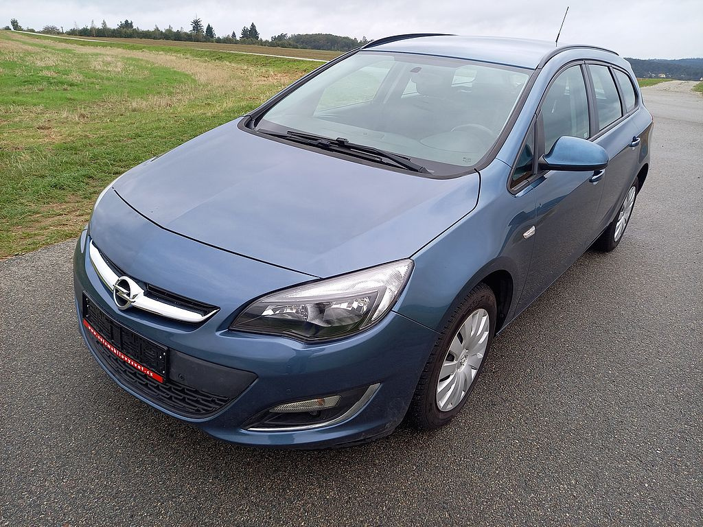 Opel Astra, 1.7CdTi 81kW klima+ČR