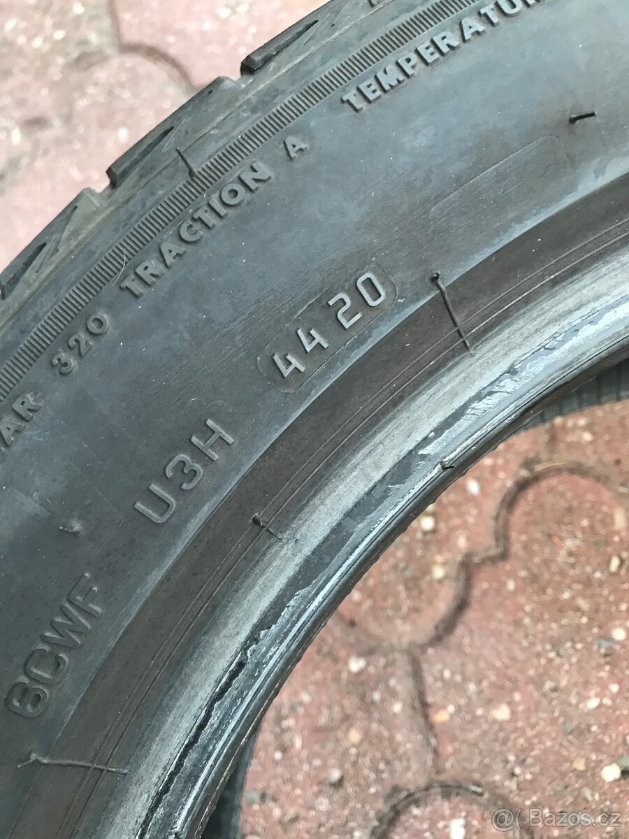 1ks letní pneu Bridgestone Turanza 255/45 R18 Vw T5, T6