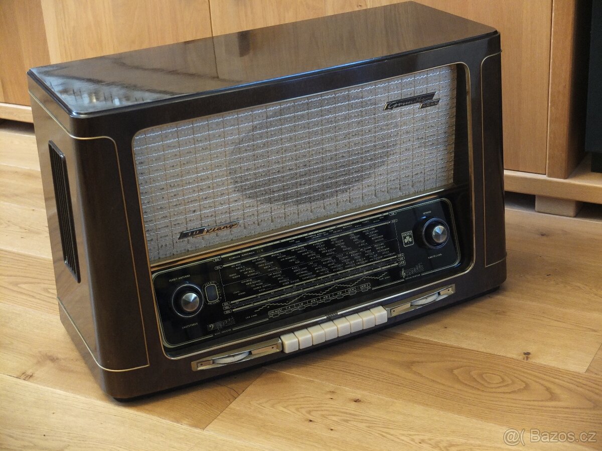 GRUNDIG 4040W/3D--pro znalce velmi vzácný model..rok1954