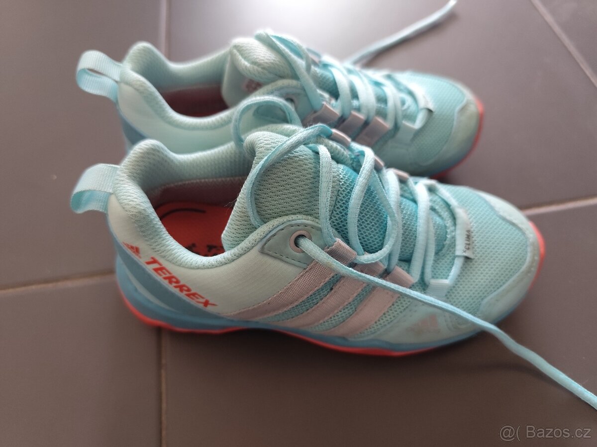 adidas terrex 28