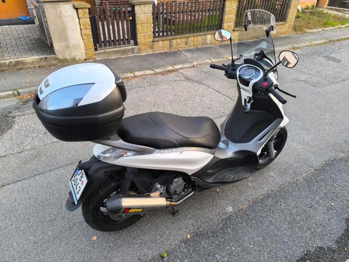 PIAGGIO BEVERLY 350 Sport Touring