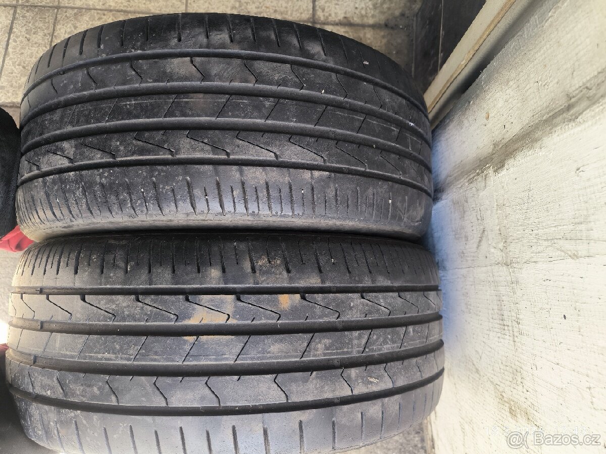 Letní 215/40 R17 Hankook