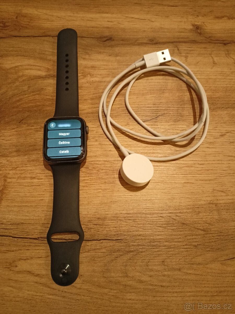 Prodám Apple Watch 4 44mm