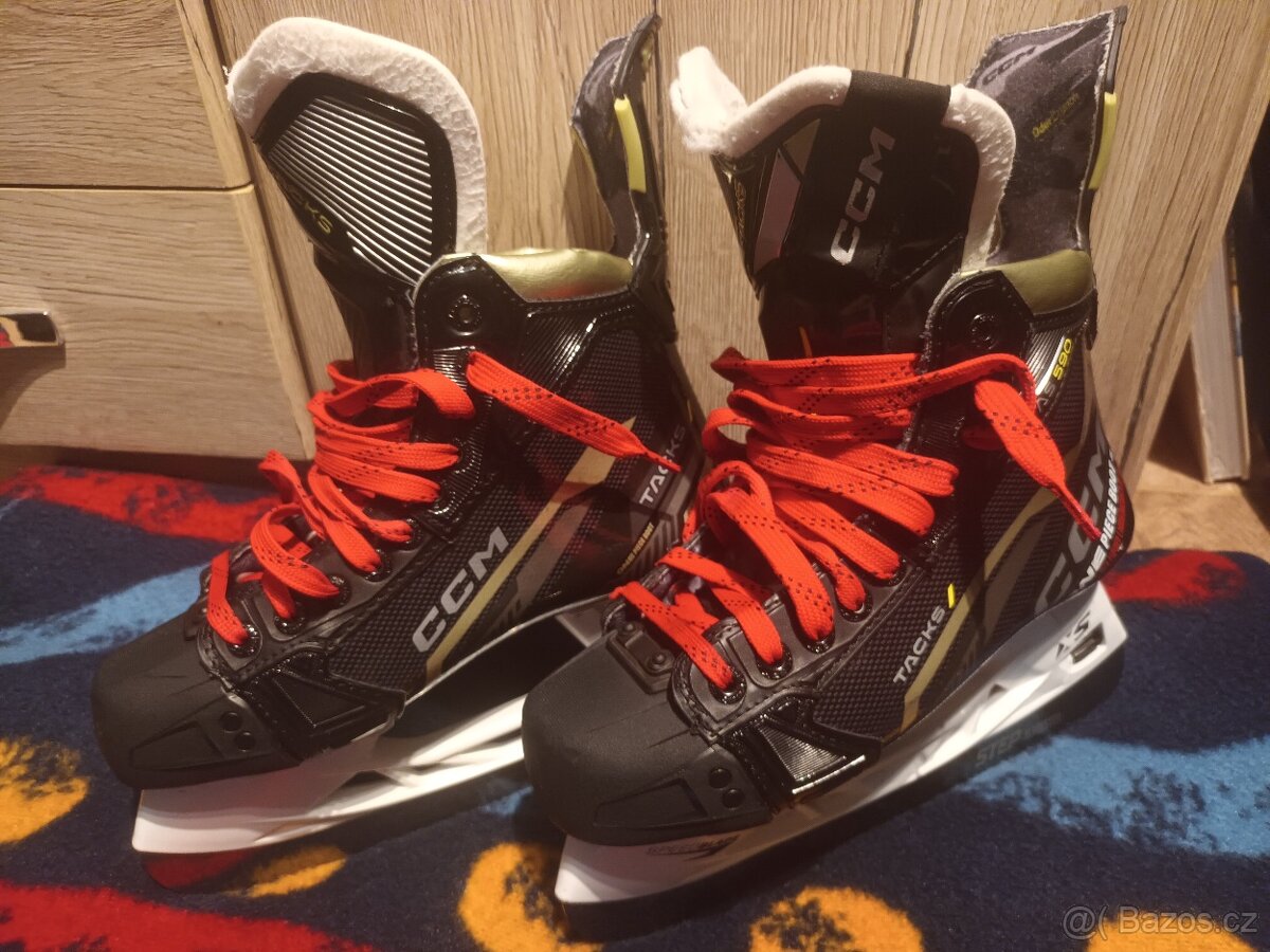 Brusle CCM tacks as590, vel. 6 (40.5)