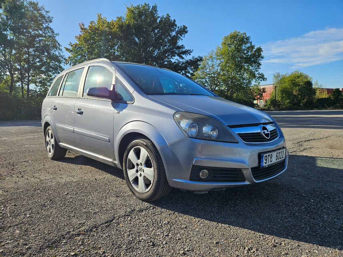 Opel Zafira B 1,9 rv. 2005, 265 000km, 7 míst, nové STK