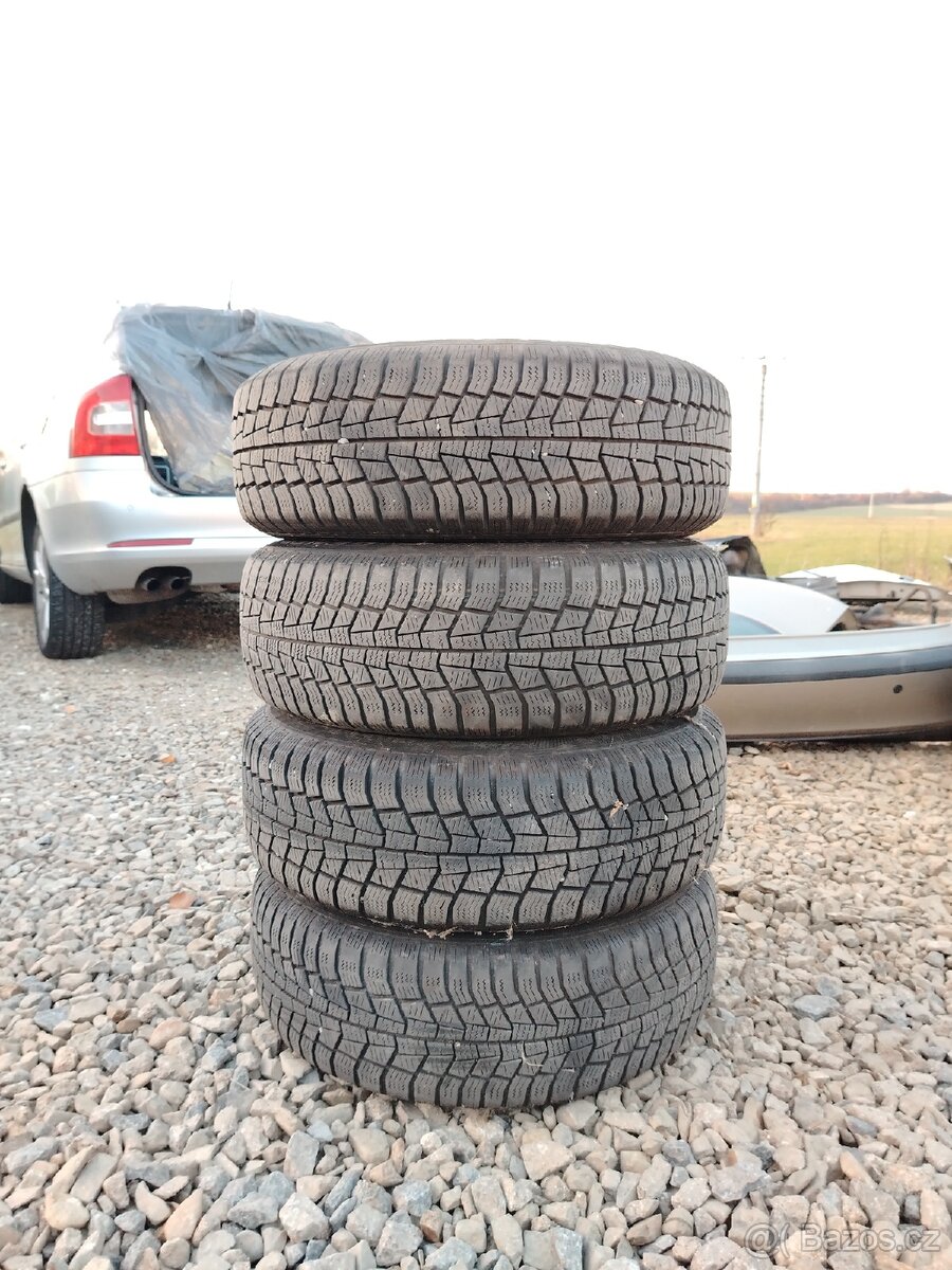 Sada zimních pneumatik 185/65 R14