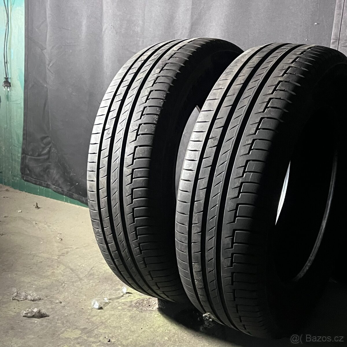 Letní pneu 215/65 R17 99V Continental  5,5-6mm