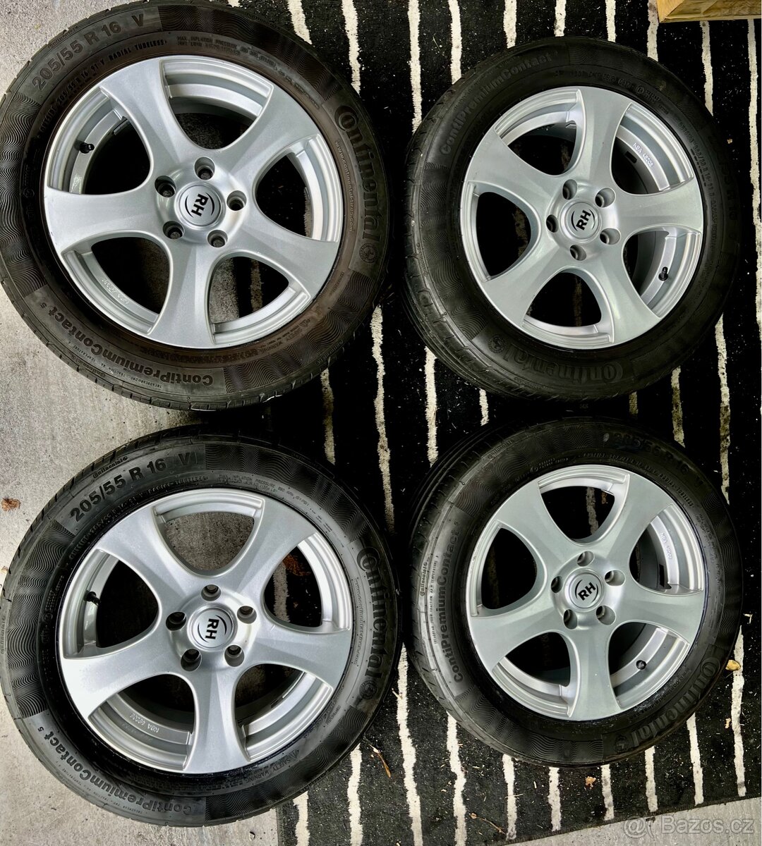 Letni kola VW Škoda 205/55 R16, 5x112