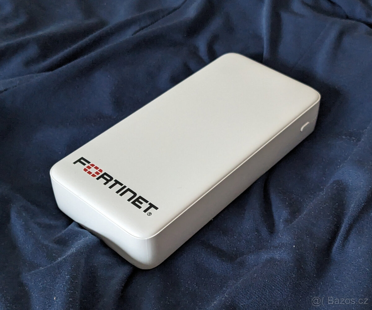 Powerbanka Fortinet