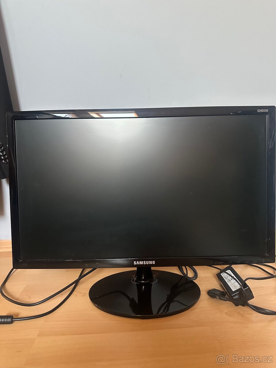 Samsung monitor 24"