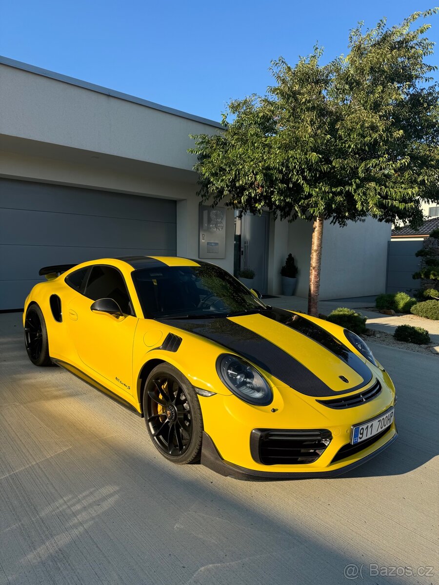 Porsche 911 turbo s