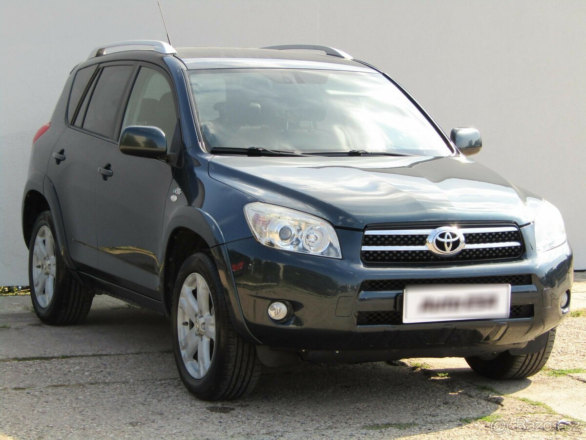 Toyota RAV4 2.2 D ,  130 kW nafta, 2006