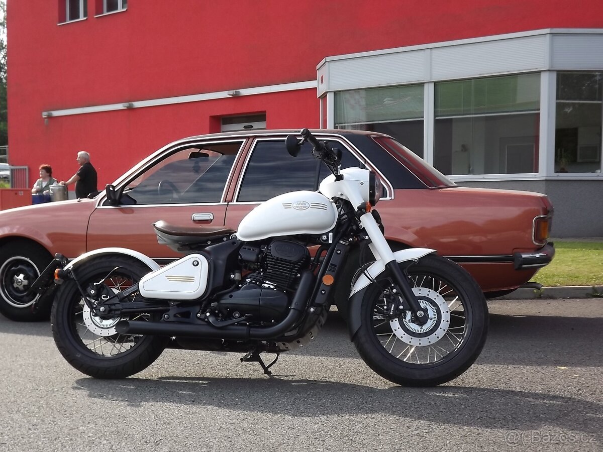 Jawa 350 CL Pérák White