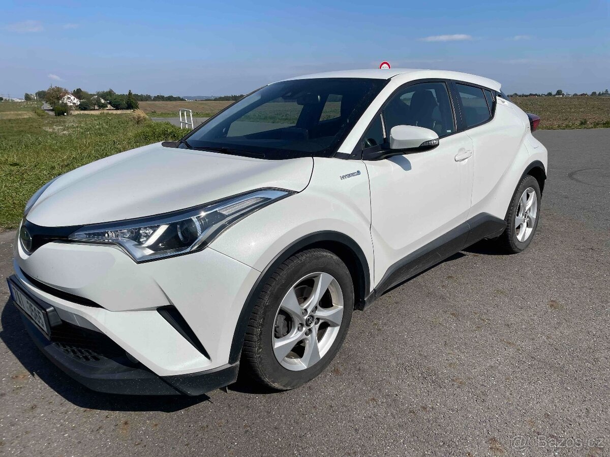 Toyota C-HR 1,8 Hybrid 90 Kw E - CVT Active odp.DPH