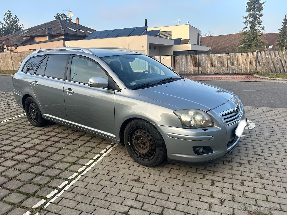 TOYOTA AVENSIS r.v.2008,