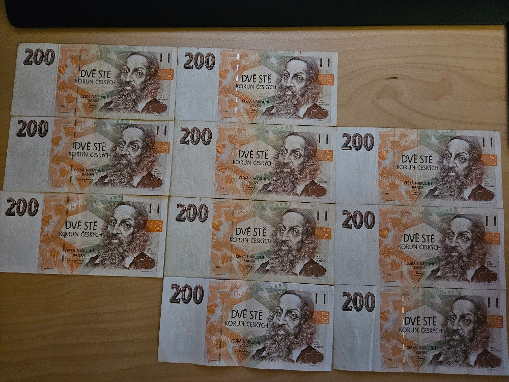 Staré bankovky 20Kč, 50Kč, 100Kč, 200Kč celkem 26ks