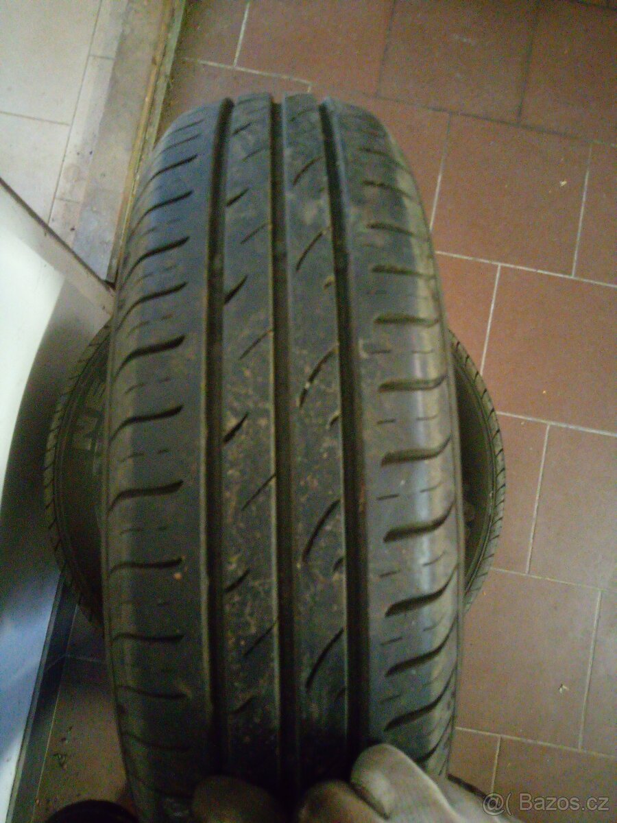Letní pneu Nexen 165/70 R14