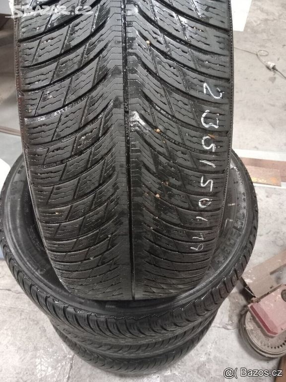 235/50/19 zimní pneu 235/50 R19