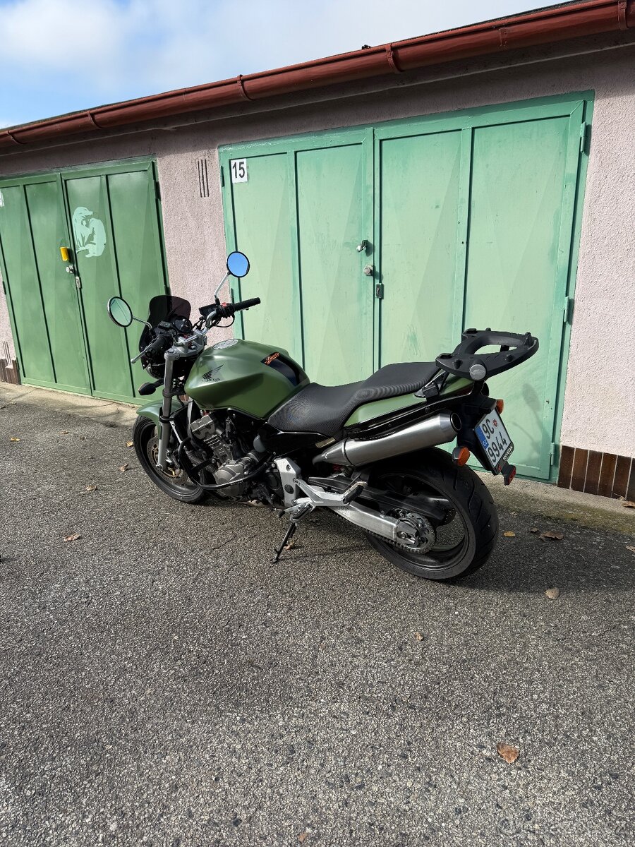 Honda Hornet 900