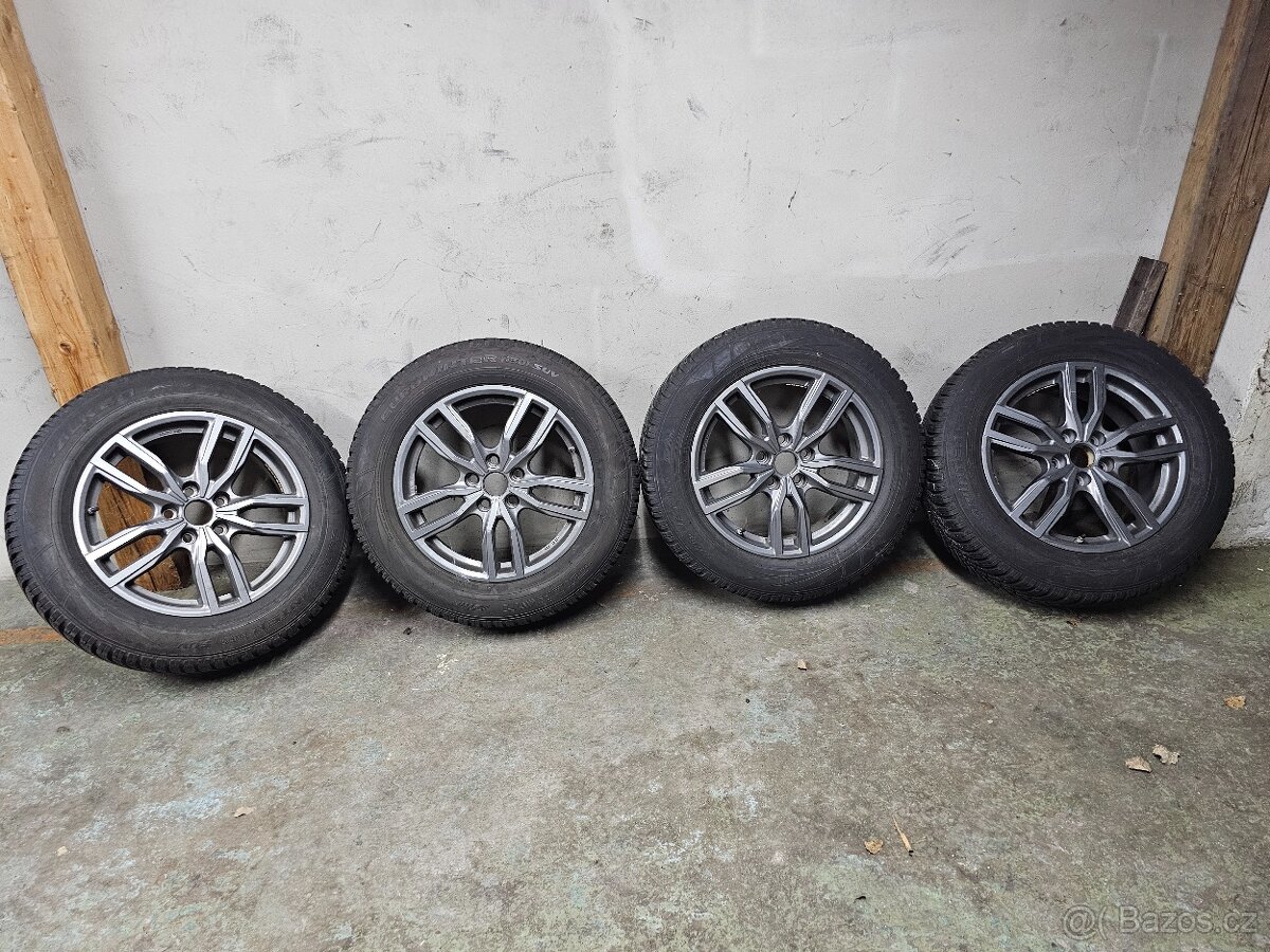 5x114,3 R17 s zimni pneu 215/65 R17