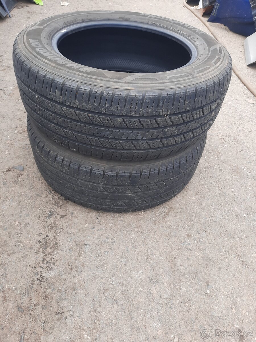 275/60 R20  M+S dva kusy