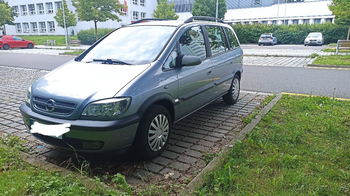 Opel Zafira 1.8 (r.v. 2004)