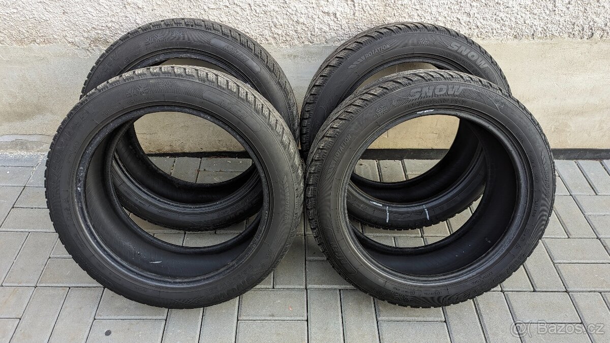 zimní pneu 215/50 R17