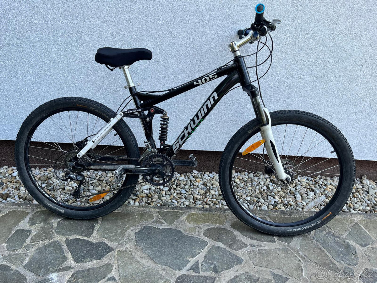 Celoodpružené kolo Schwinn, velikost 16